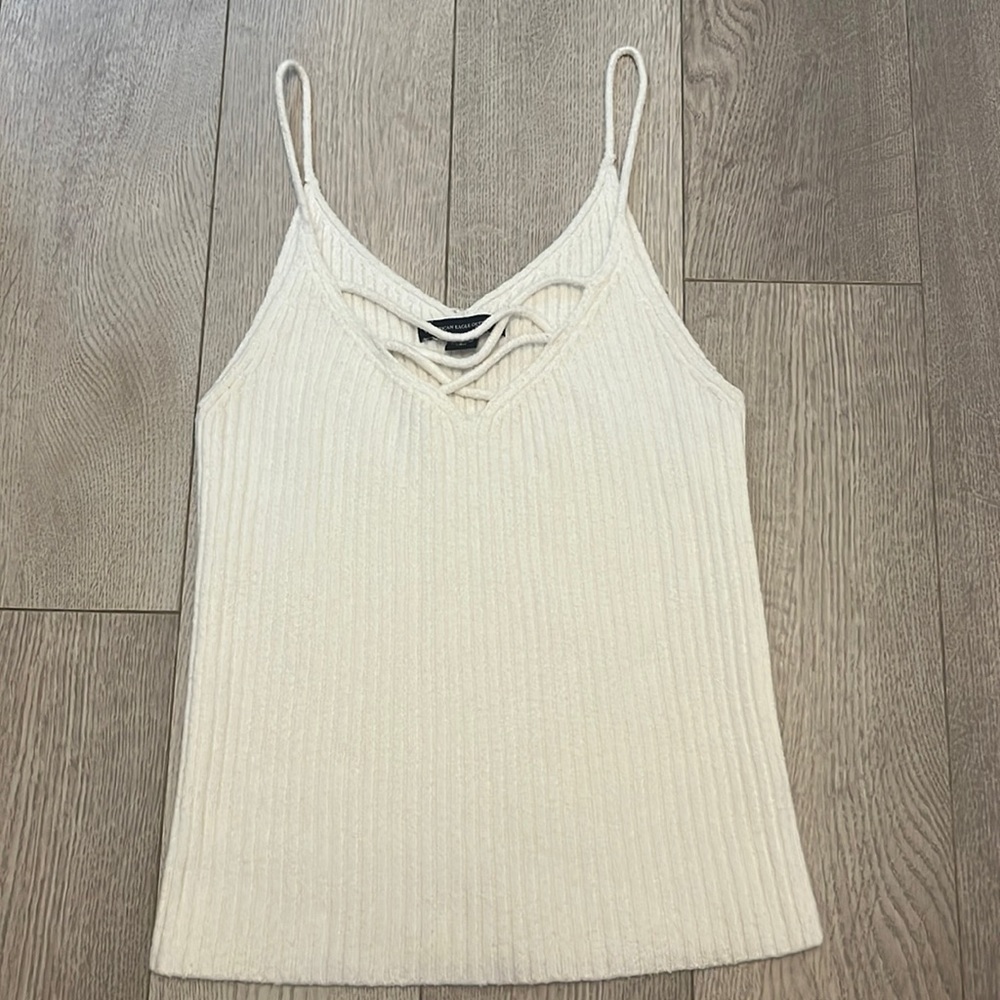 White ribbed knit tank top